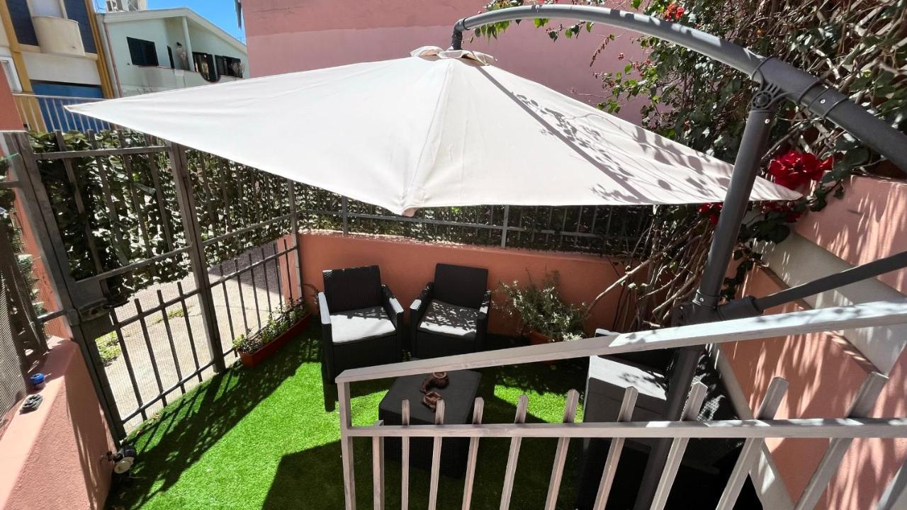 Bougainvillea Home - Ospedale Policlinico Monserrato Exteriör bild